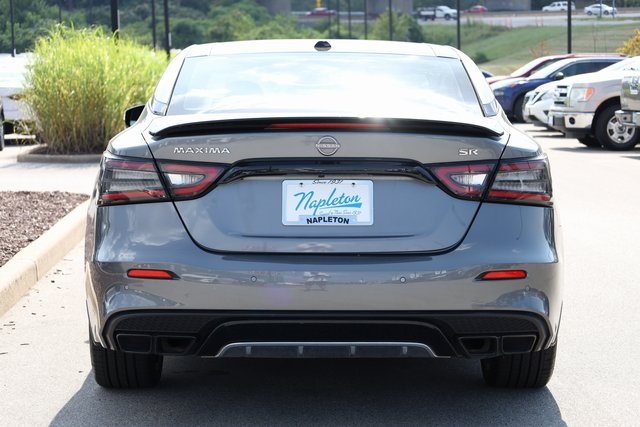 2023 Nissan Maxima SR 6