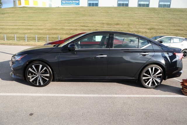 2020 Nissan Altima 2.0 Platinum 4