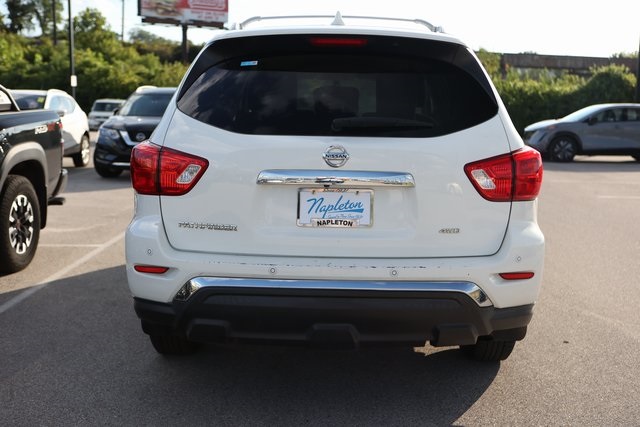 2019 Nissan Pathfinder S 5