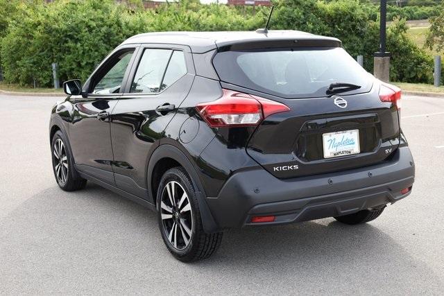 2020 Nissan Kicks SV 4