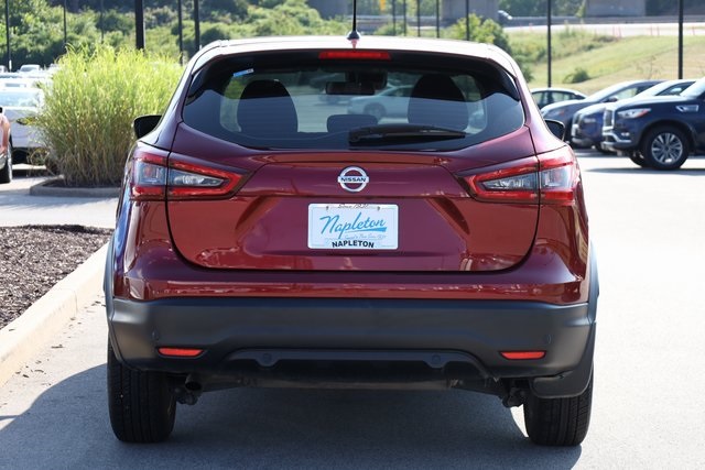 2020 Nissan Rogue Sport S 6