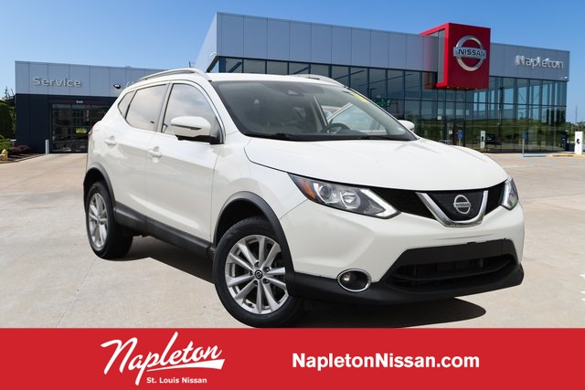 2019 Nissan Rogue Sport SV 1