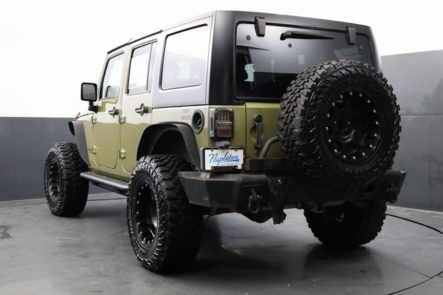 2013 Jeep Wrangler Unlimited Rubicon 6