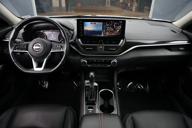 2023 Nissan Altima 2.5 SR 16