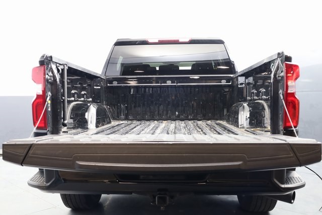 2021 Chevrolet Silverado 1500 Custom 25