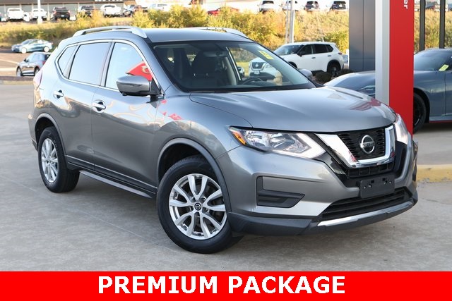 2018 Nissan Rogue SV 2