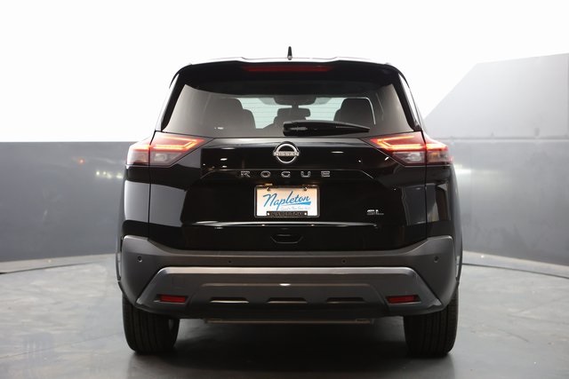 2023 Nissan Rogue SL 8