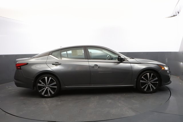 2021 Nissan Altima 2.5 SR 9