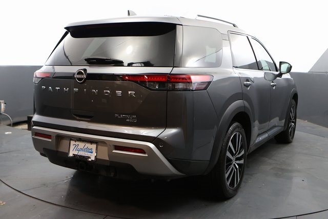 2023 Nissan Pathfinder Platinum 9