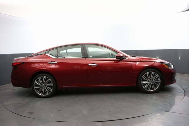 2023 Nissan Altima 2.5 SL 10