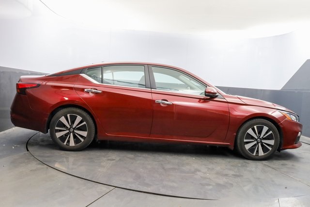 2022 Nissan Altima 2.5 SV 4