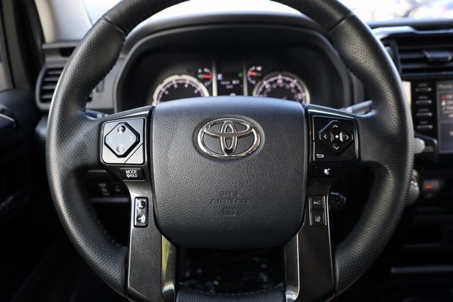 2023 Toyota 4Runner TRD Off-Road 12