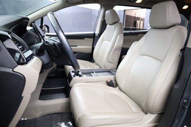 2018 Honda Odyssey Elite 19