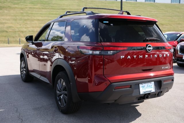 2024 Nissan Pathfinder SV 5