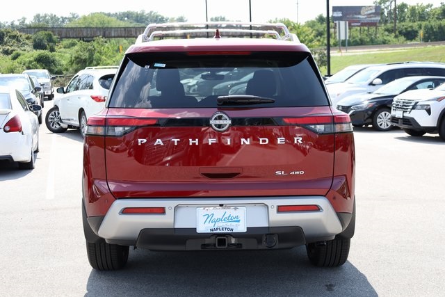 2024 Nissan Pathfinder SL 6