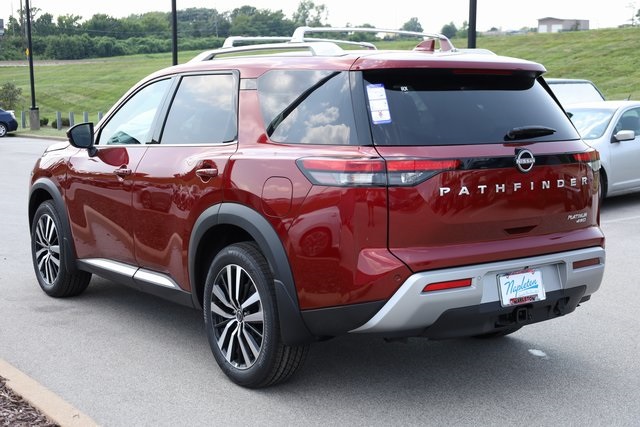 2024 Nissan Pathfinder Platinum 10