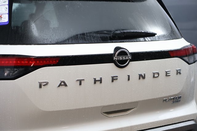 2024 Nissan Pathfinder Platinum 7