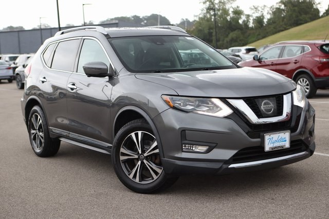 2017 Nissan Rogue SL 2