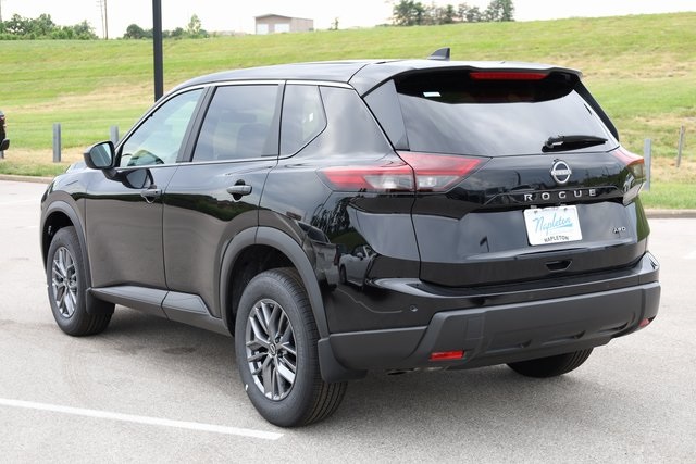 2024 Nissan Rogue S 4