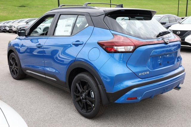 2024 Nissan Kicks SR 5