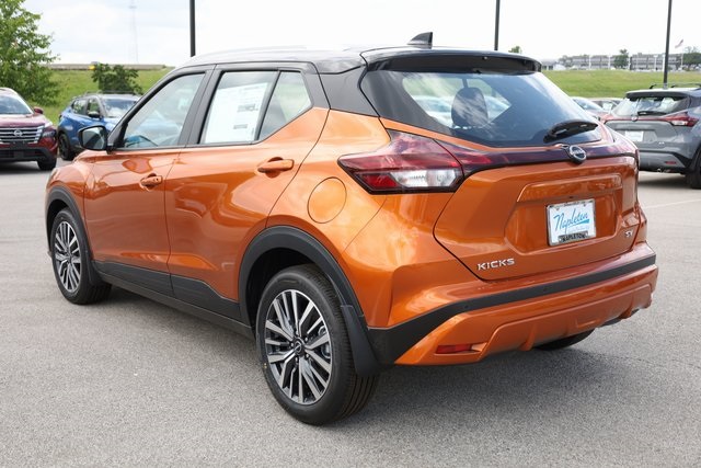 2024 Nissan Kicks SV 4