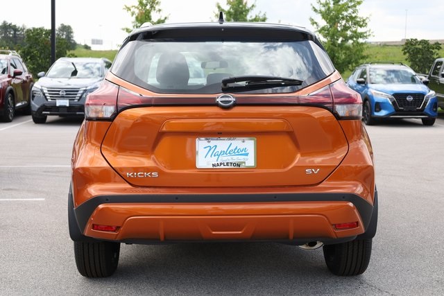 2024 Nissan Kicks SV 5