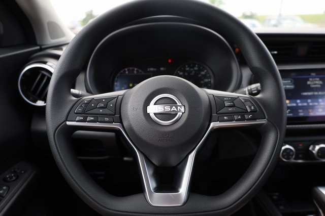 2024 Nissan Kicks SV 9