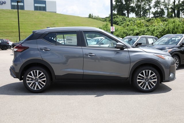 2024 Nissan Kicks SV 3