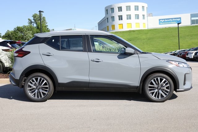 2024 Nissan Kicks SV 4