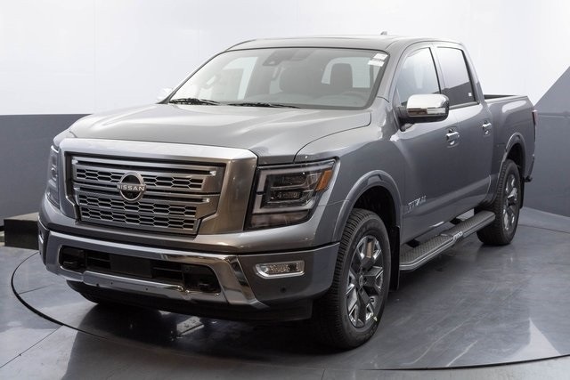 2024 Nissan Titan Platinum Reserve 3