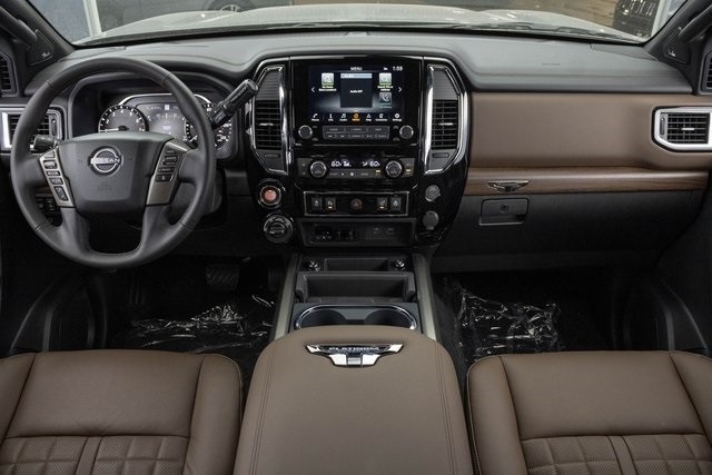 2024 Nissan Titan Platinum Reserve 17