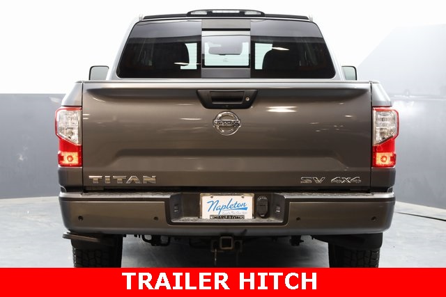 2021 Nissan Titan SV 6