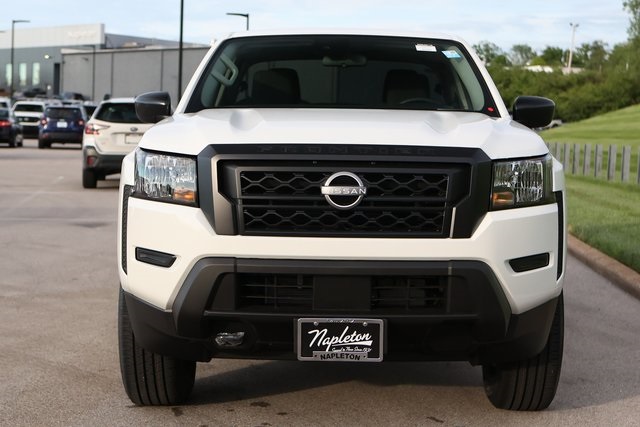 2024 Nissan Frontier S 3