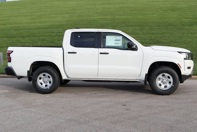 2024 Nissan Frontier S 4