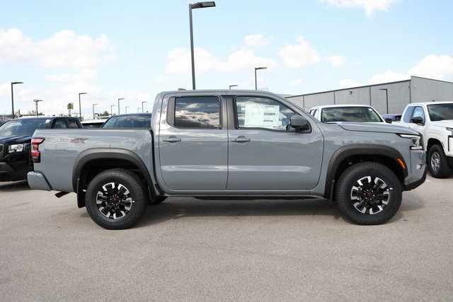 2024 Nissan Frontier PRO-4X 4