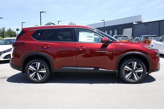 2024 Nissan Rogue SL 4