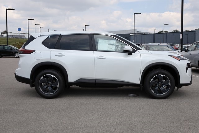 2024 Nissan Rogue SV 3