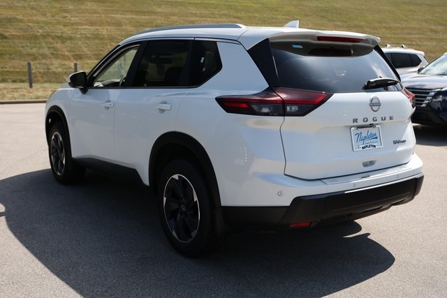 2024 Nissan Rogue SV 6