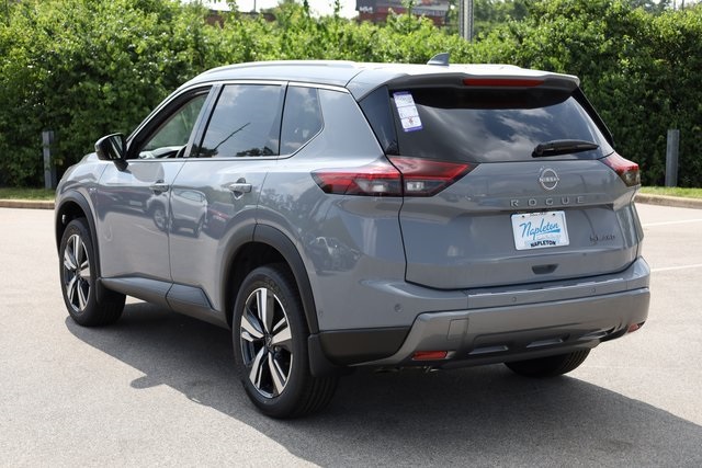 2024 Nissan Rogue SL 4