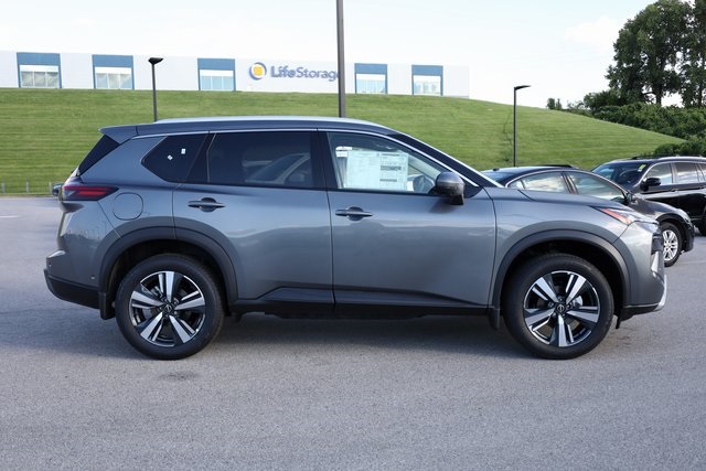 2024 Nissan Rogue SL 4