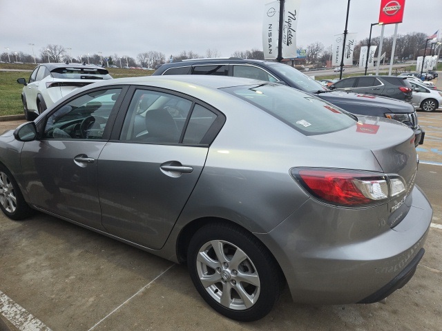 2010 Mazda Mazda3 i Touring 1