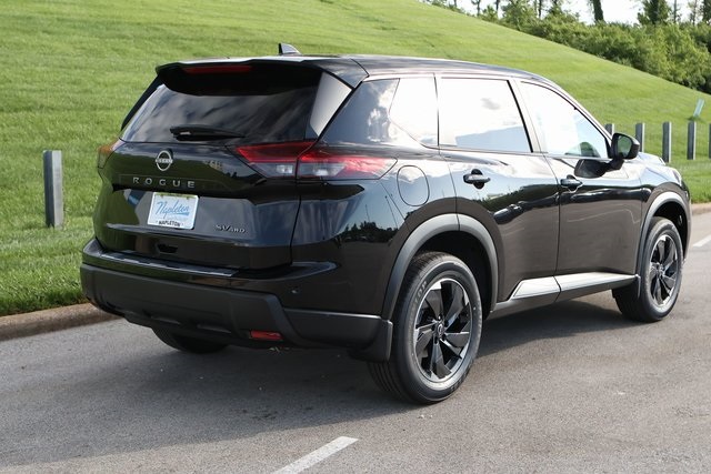 2024 Nissan Rogue SV 5