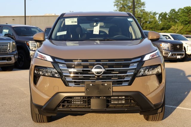 2024 Nissan Rogue SV 3