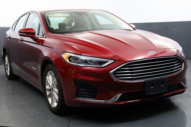 2019 Ford Fusion Hybrid SEL 2