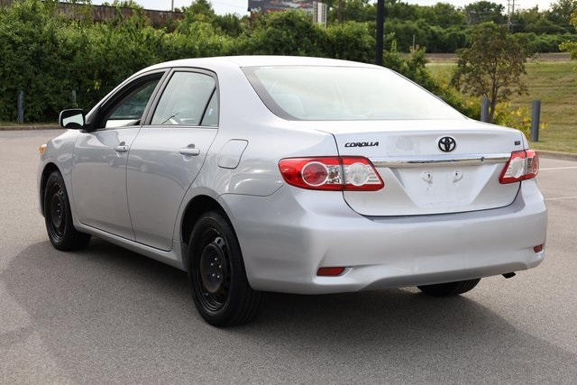 2013 Toyota Corolla LE 4