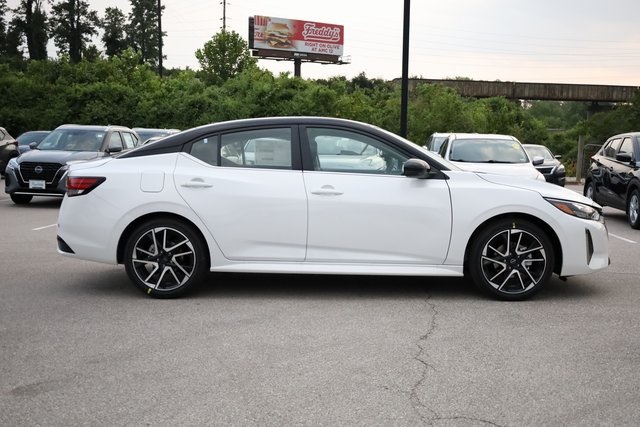 2024 Nissan Sentra SR 4