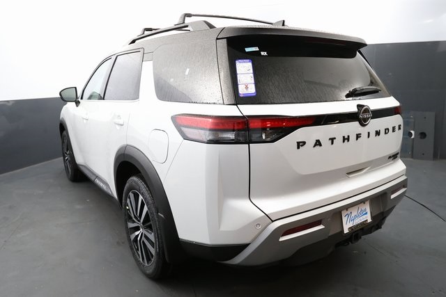 2025 Nissan Pathfinder Platinum 6