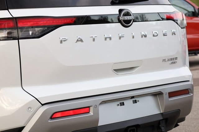 2025 Nissan Pathfinder Platinum 7