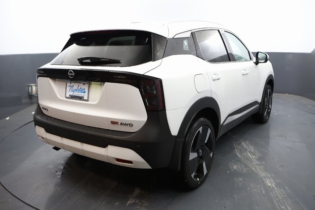 2025 Nissan Kicks SR 9