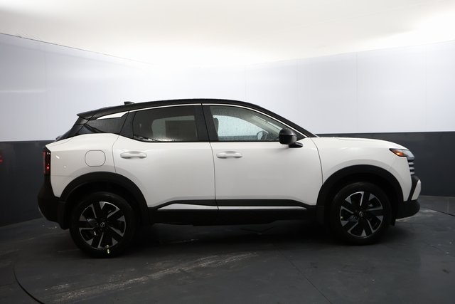 2025 Nissan Kicks SV 10